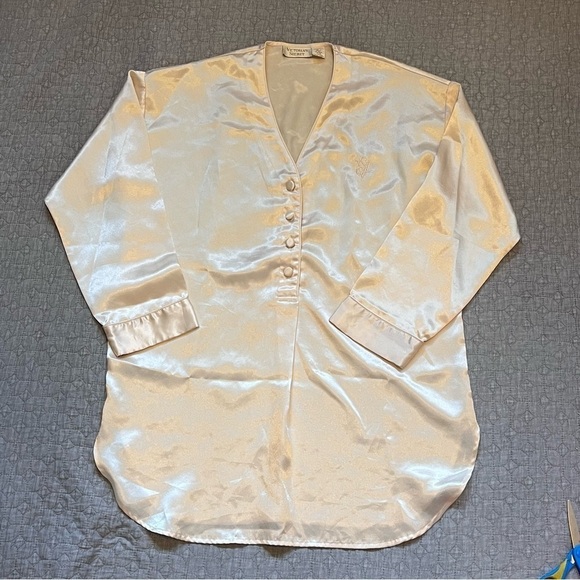 Victoria's Secret Other - Vintage Victoria's Secret Gold Label Night Shirt PJ Top Beige/Cream Satin Small